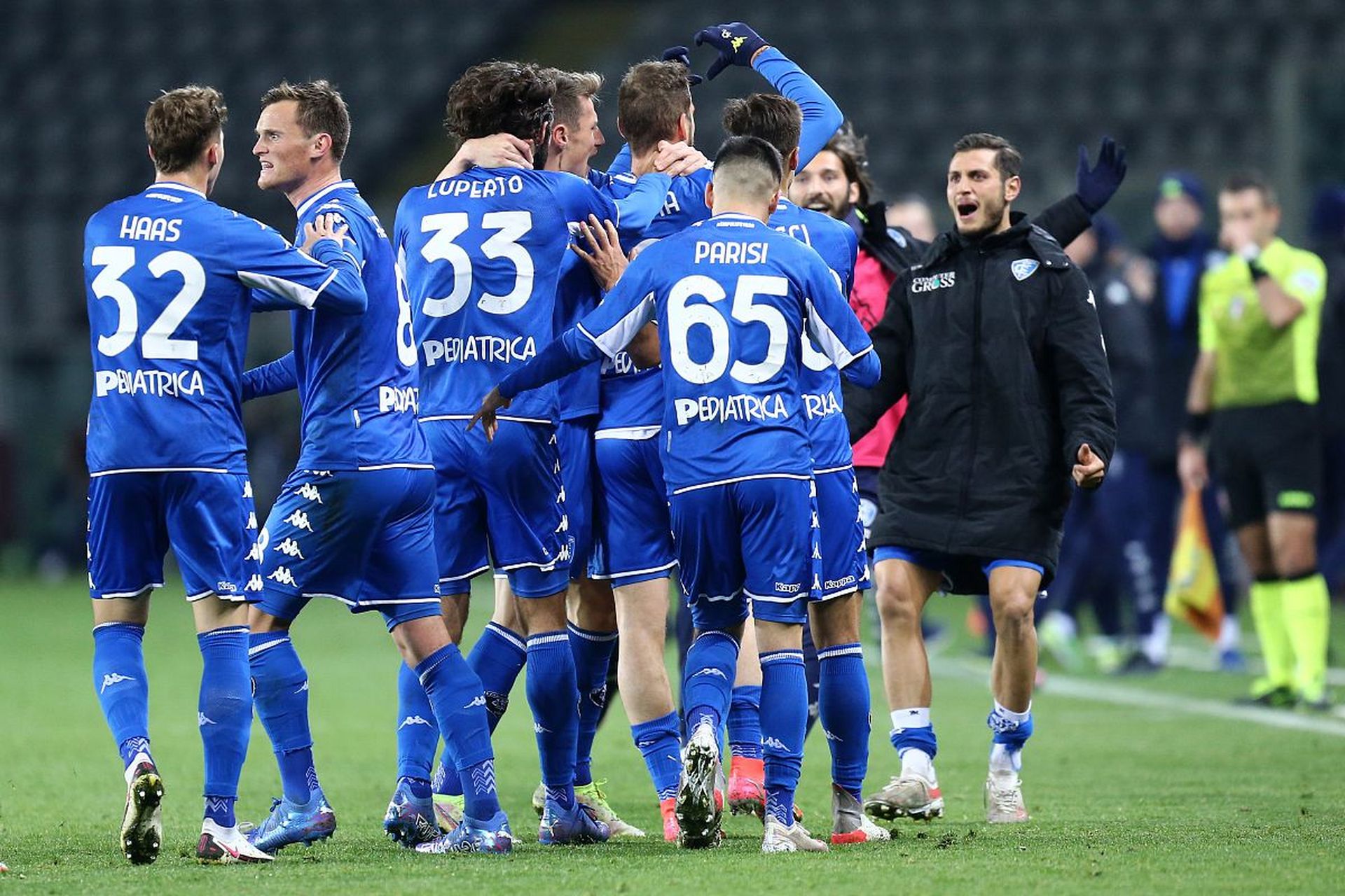 为俱乐部和 为俱乐部和